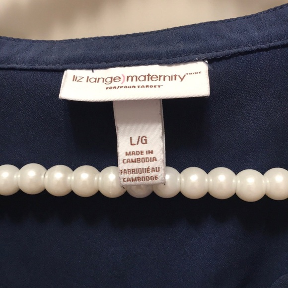 Is Lange for Target. Large. Maternity Blouse - Picture 8 of 10